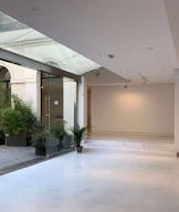400m2 Showroom - Image 12