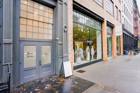 W Broadway ART x POPUP space - Image 4