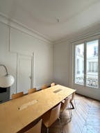 Grand appartement haussmannien au coeur du marais - Image 9