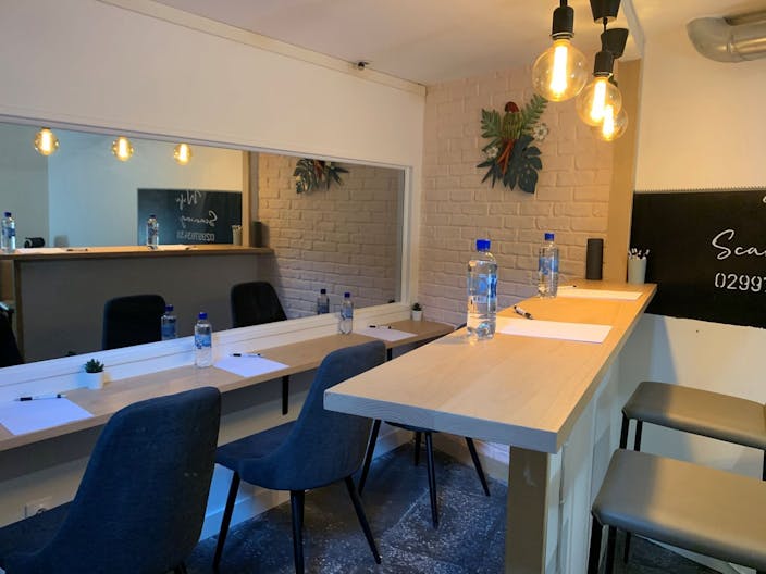 A Unique modular space, Art Gallery, Pop Up Store, Workshop, Team Building - Image 3