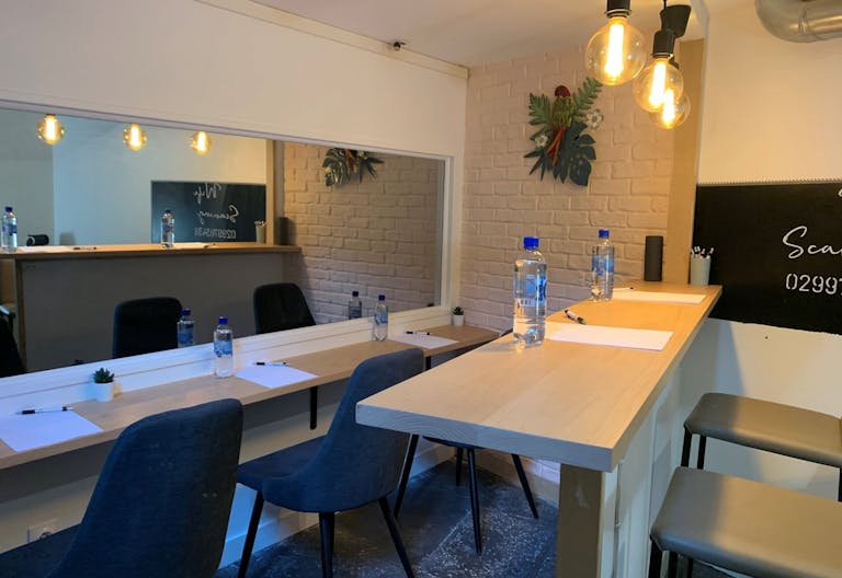 A Unique modular space, Art Gallery, Pop Up Store, Workshop, Team Building - Image 3