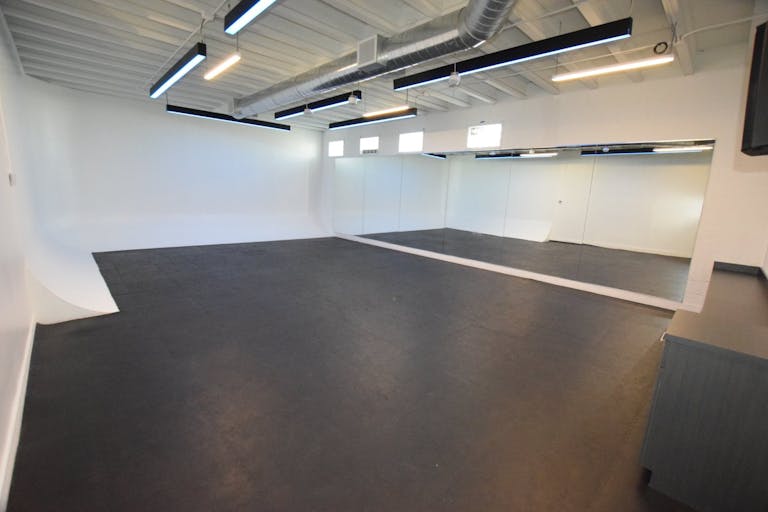 Dance Studio in Miami Shores - Image 0