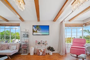 Beauty and Tattoo Studio On The Upper East Side, Miami - Image 5