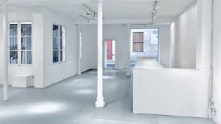 Beautiful space in le Marais- Paris - Image 11
