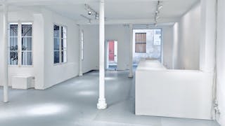 Beautiful space in le Marais- Paris - Image 11