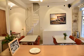 Pop-Up Store in Montmartre - Image 4