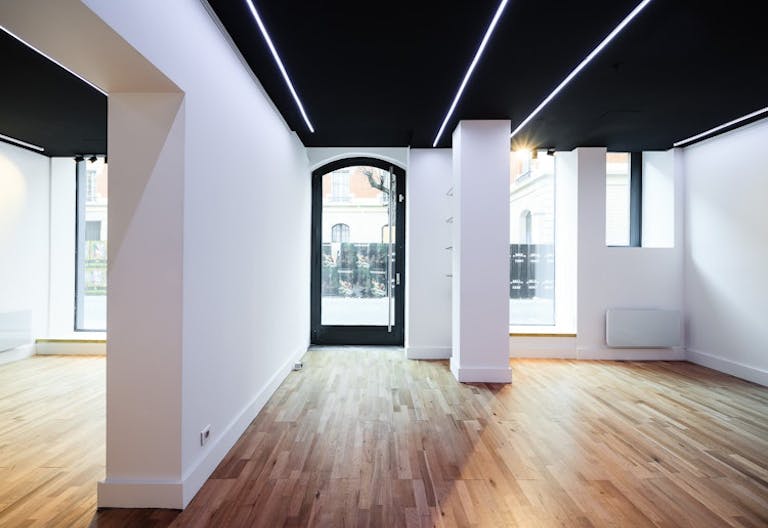 Saint Gilles Pop Up Boutique - Image 3