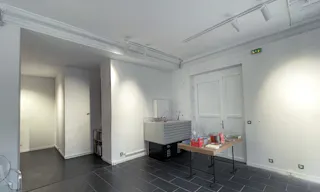 Galerie d'art / Pop-up / Showroom. Bel espace de 180m2 dans le 10e. - Image 3