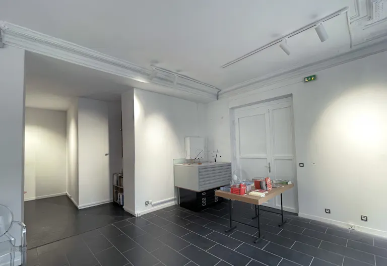 Galerie d'art / Pop-up / Showroom. Bel espace de 180m2 dans le 10e. - Image 3