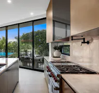 Living with the Nature at the most Luxury Style in Miami Beach - Image 6