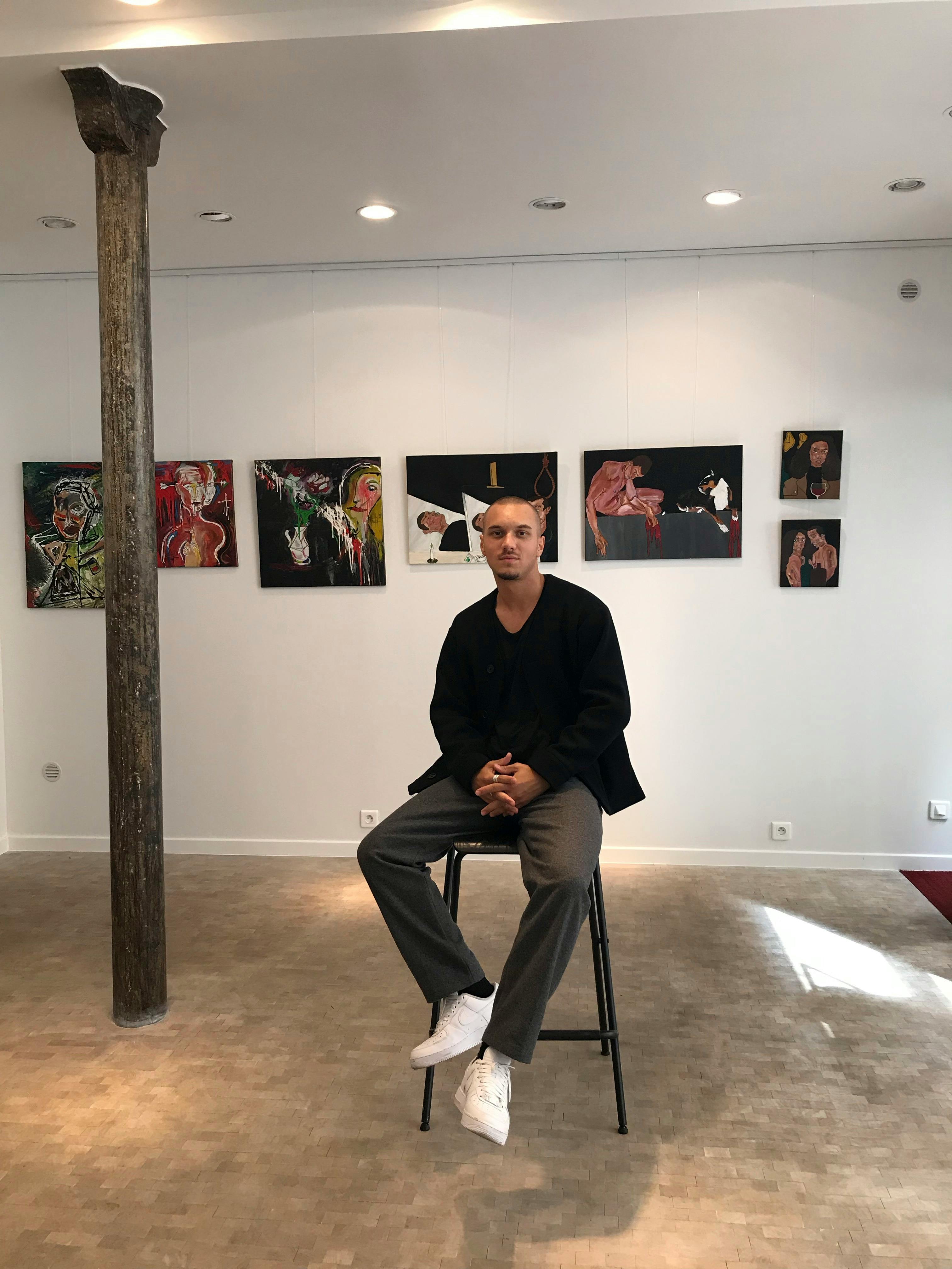 Modern 37 sqm Gallery and Showroom in Le Marais