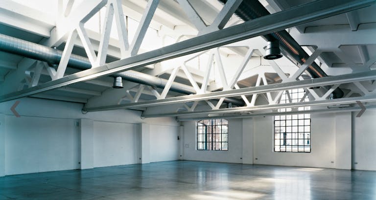 Monoplane Showroom - Image 0