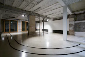 Entire art gallery in Le Marais, Paris - Image 17