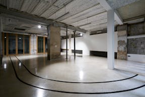 Entire art gallery in Le Marais, Paris - Image 17