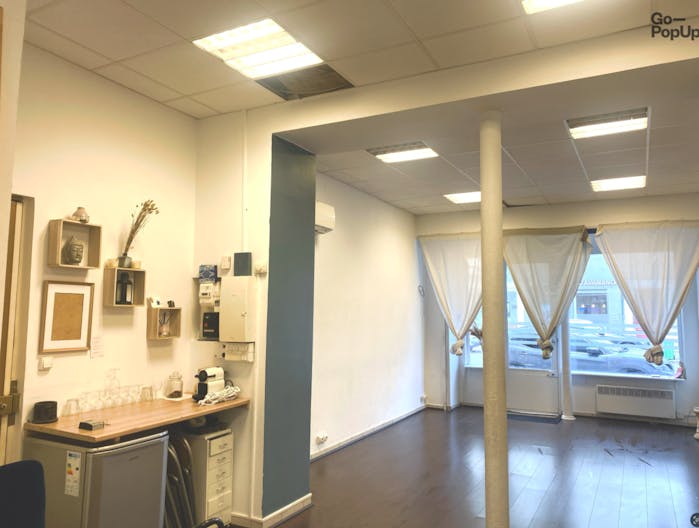 Boutique de 40m2 - Image 4