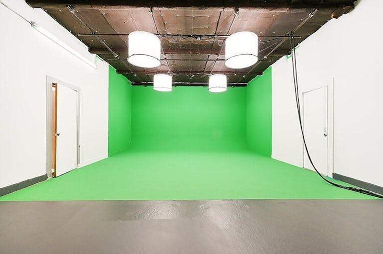 Studios in Brooklyn - Studio 8 - Image 0