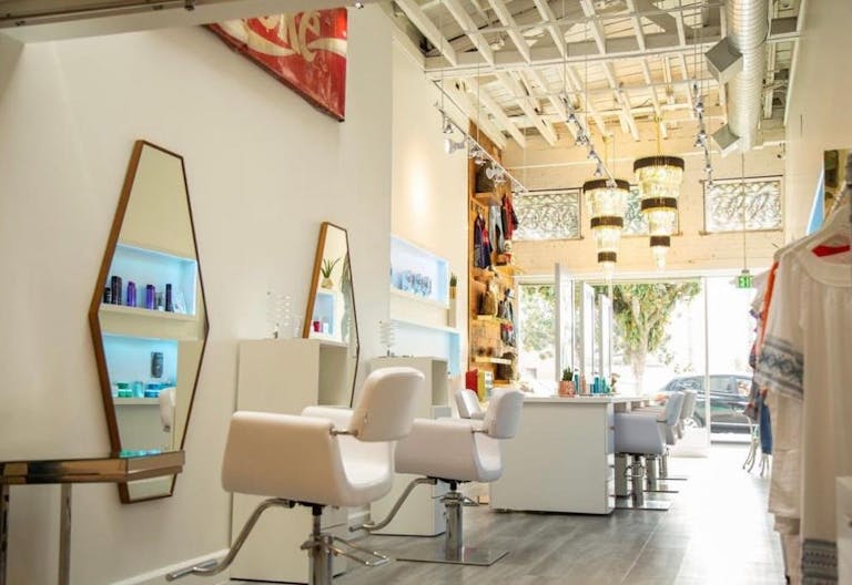 Hair Salon Chair Rental, Fully Equipped, Daily or Monthly - Image 1