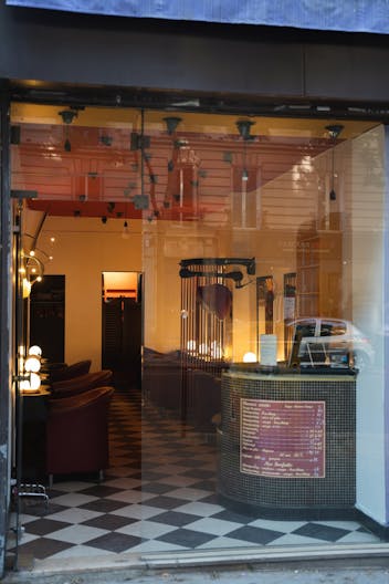 Salon de coiffeur � louer - Image 0