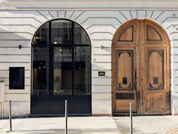 Gallery Atelier Showroom & Boutique • Pretty Chic Versatile Design • Rue Meslay - Haut Marais - Image 1