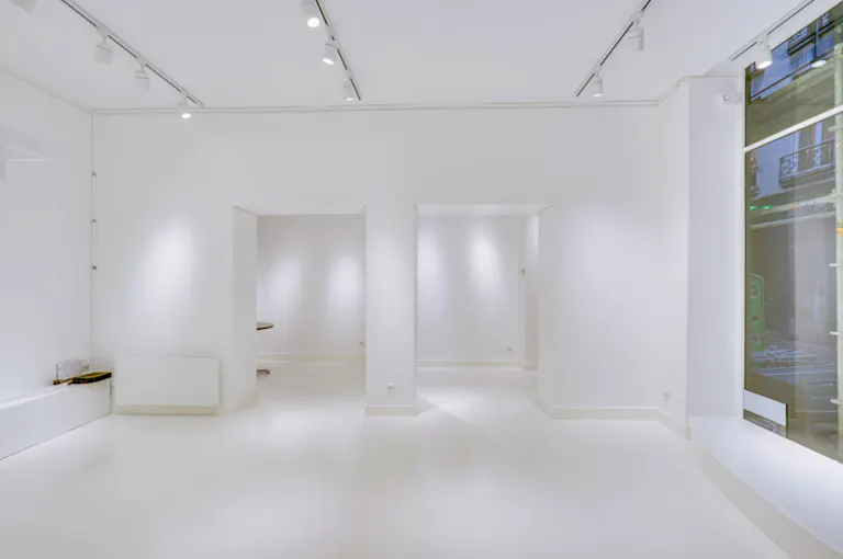 Great Pop Up Boutique in Le Marais - Image 1