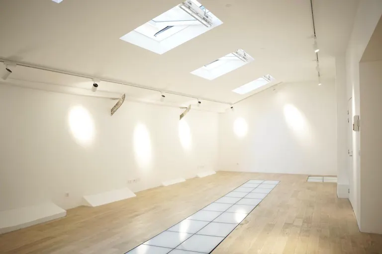 213 sqm OF STYLE & LIGHT IN THE HEART OF THE CITY - Image 1