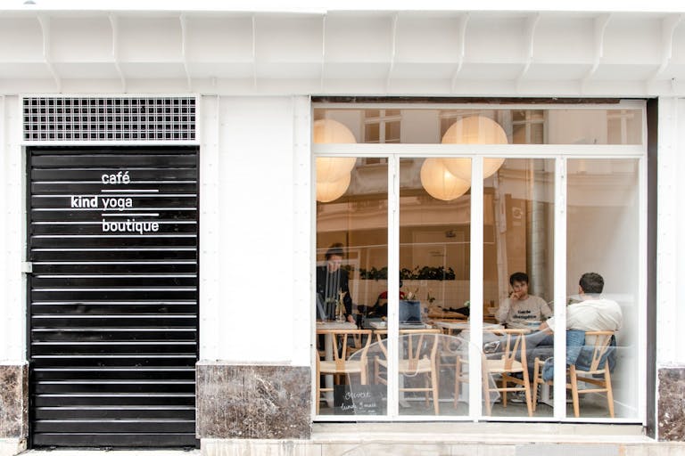 Atypical Space in Sentier Montorgueil - Image 4