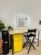 Private Office // Private Parking - Image 12