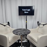 Podcast studio near the harbors - Image 4