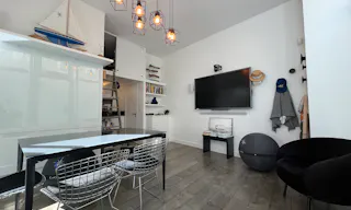Opportunité Exceptionnelle pour Votre Showroom à Paris - Image 2