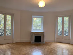 Perfect Showroom in Saint-Germain - Image 0