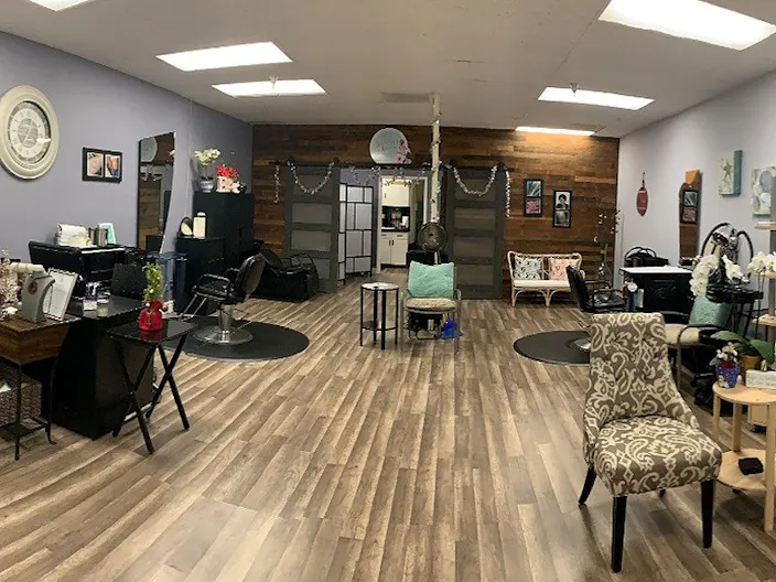 A Unique Beauty Bar in Pacifica - Image 1