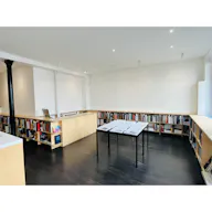 Charmante Galerie à Paris - Image 2