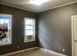 Office/Retail w/Studio Option South of DT - Image 8