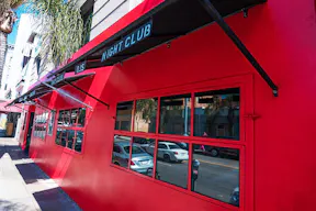 NYC Themed Nightclub & Restaurant - Image 11