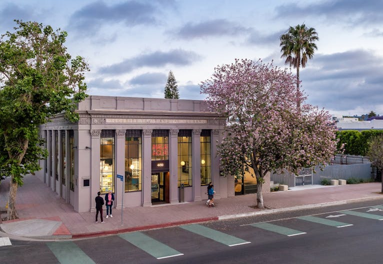 Reimagined 1927 Neo-Classical Landmark - Image 1