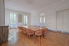 Appartement de reception Place des Quiconces - Image 0