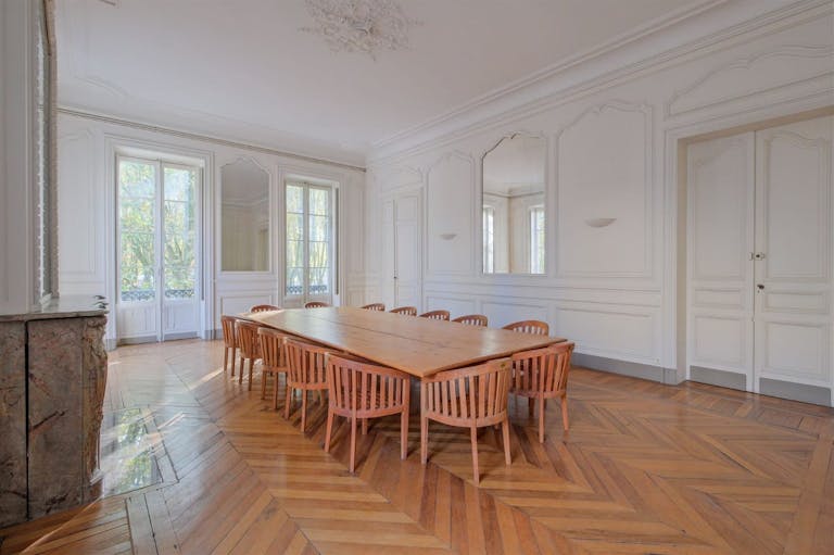 Appartement de reception Place des Quiconces - Image 0