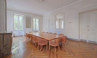 Appartement de reception Place des Quiconces - Image 0