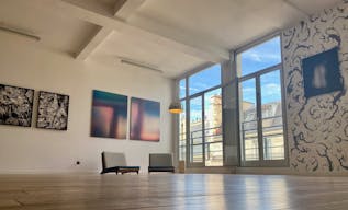 Galerie Loft en �tage avec vue sur les toits de Paris - Image 1