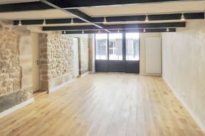 Gallery Atelier Showroom & Boutique • Pretty Chic Versatile Design • Rue Meslay - Haut Marais - Image 7