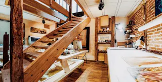 Passage dagorno Pop Up Boutique - Image 12