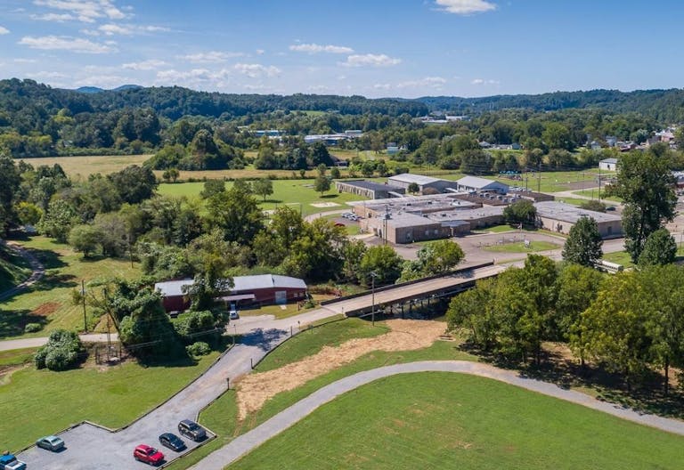 Downtown Ellijay River Side Rental - Image 3