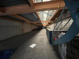 Ancien Atelier de 3000m2 vers La Défense - Image 2