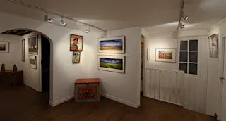 Historic Galerie in Paris - Image 2