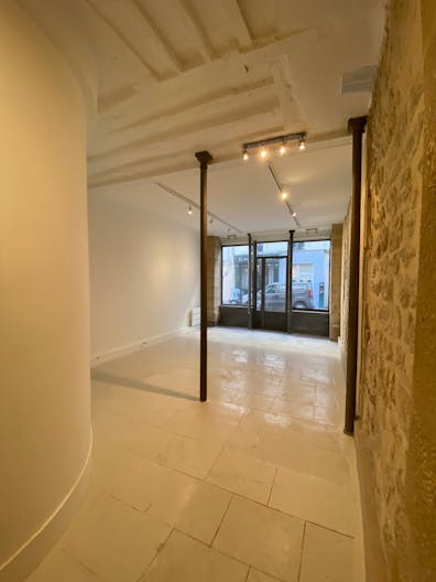 Charming space close to the Marais - Image 1