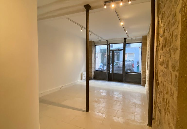 Charming space close to the Marais - Image 1