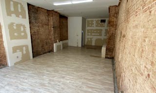 Large Boutique Space on the Upper West Side - Image 1