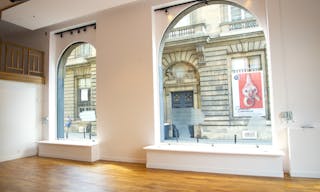 Galerie sur les bords de Seine face au Pont Neuf (Samaritaine, Mus�e de la Monnaie) - Image 1