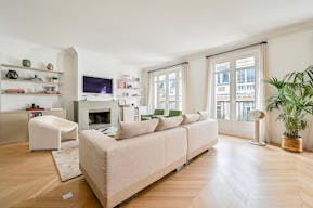 Appartement Haussmannien de 170m2 Avenue Victor Hugo - Image 11