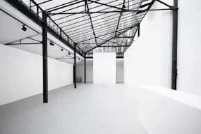Incredible Venue in Paris 17th - Image 0